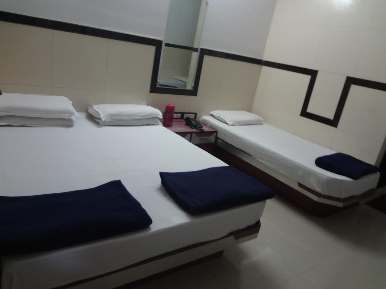 Hotel Swapna International Mumbai (Bombay)