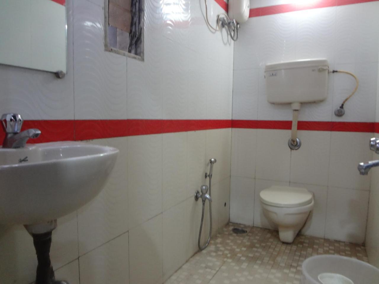 Hotel Swapna International Mumbai (Bombay)